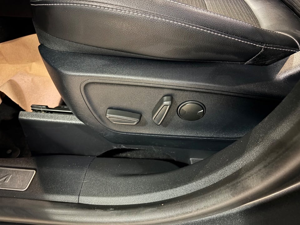 Ford Kuga 1,5 EcoBlue Titanium X aut. Van 5d