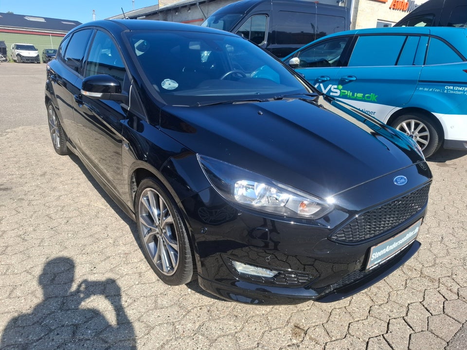 Ford Focus 1,0 SCTi 125 ST-Line 5d