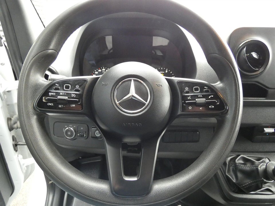 Mercedes Sprinter 316 2,2 CDi A2 Kassevogn RWD