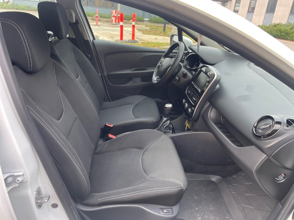 Renault Clio IV 0,9 TCe 90 Zen Sport Tourer 5d