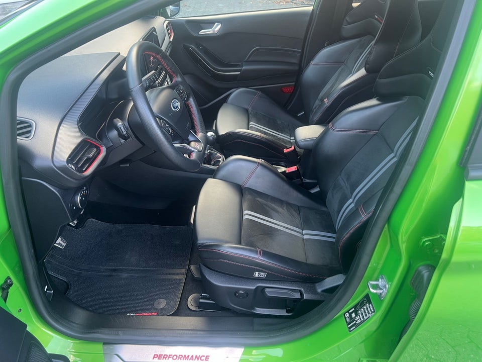 Ford Fiesta 1,5 EcoBoost ST-X 5d