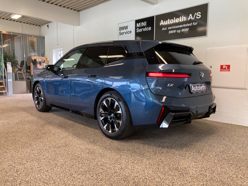 BMW iX xDrive45 M-Sport 5d