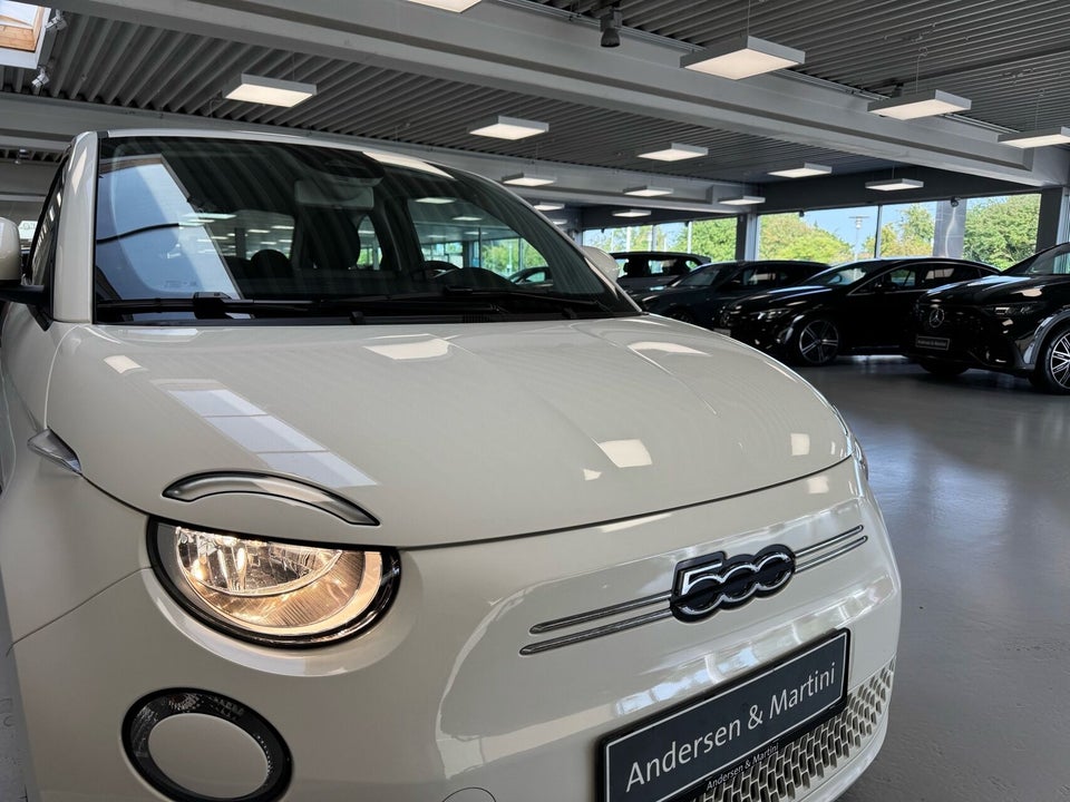 Fiat 500e 24 Icon 3d