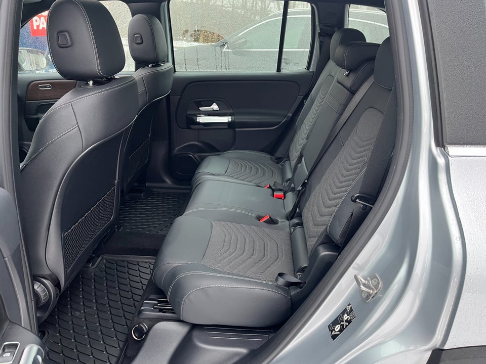 Mercedes EQB250+ Progressive 5d