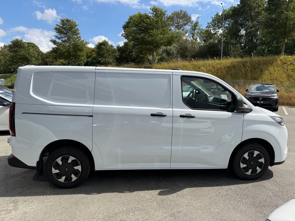 Ford E-Transit Custom 320 L1 64 Trend
