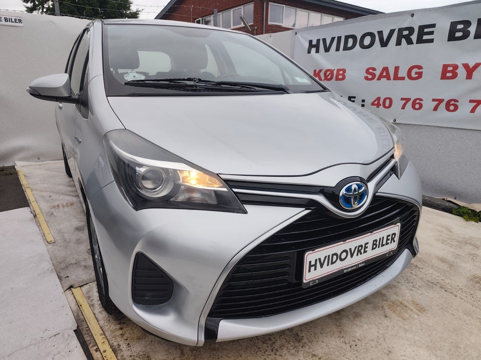 Toyota Yaris 1,5 Hybrid H2 Komfort e-CVT 5d
