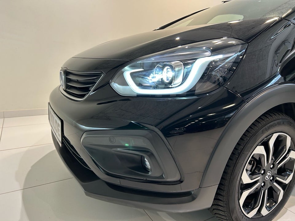 Honda Jazz 1,5 i-MMD Crosstar Executive eCVT 5d