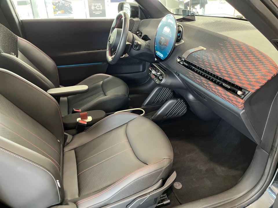 MINI Cooper E JCW Trim M 3d