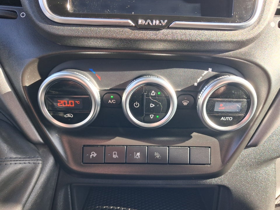 Iveco Daily 3,0 35S18 Mandskabsvogn AG8
