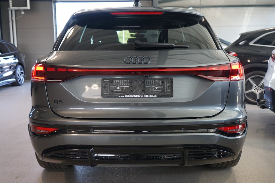 Audi Q6 e-tron S-line performance 5d