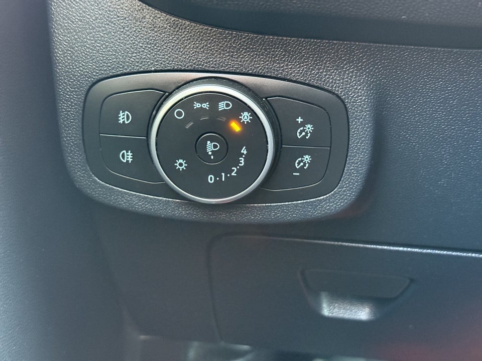 Ford Fiesta 1,0 EcoBoost mHEV Titanium 5d