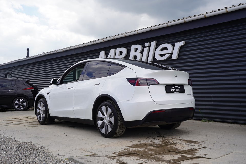 Tesla Model Y Long Range AWD 5d