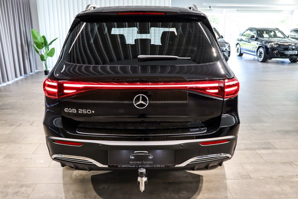 Mercedes EQB250+ AMG Advance 5d