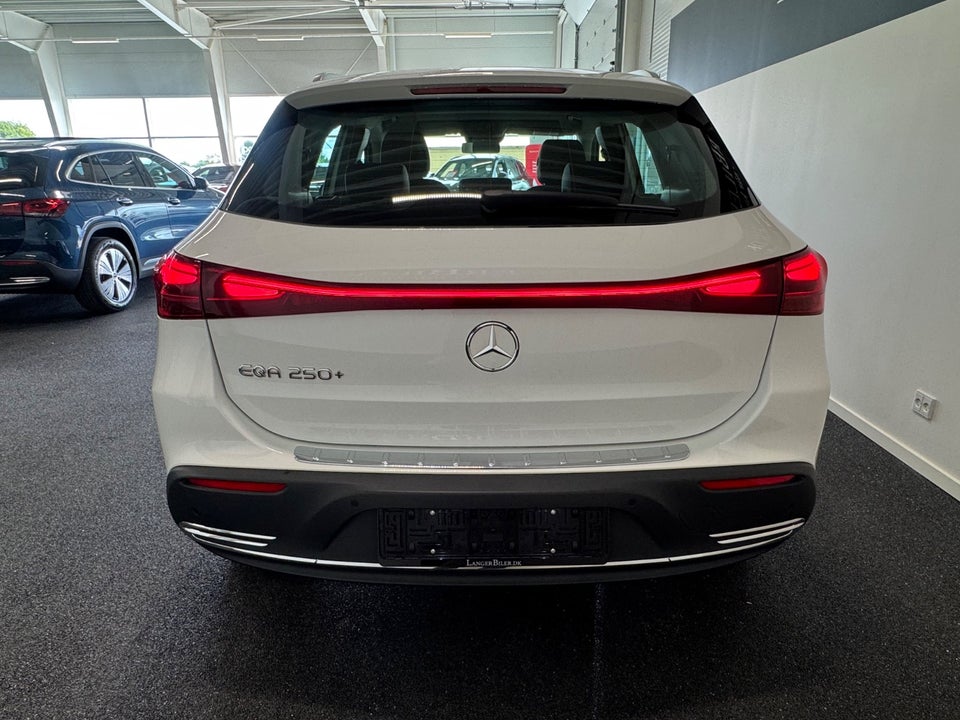 Mercedes EQA250+ Progressive Advance 5d