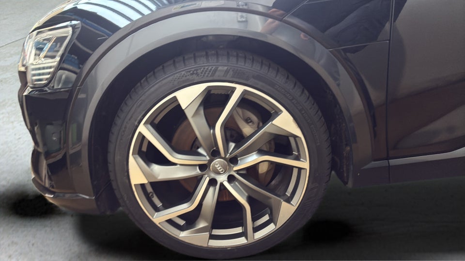 Audi e-tron 55 Advanced quattro 5d