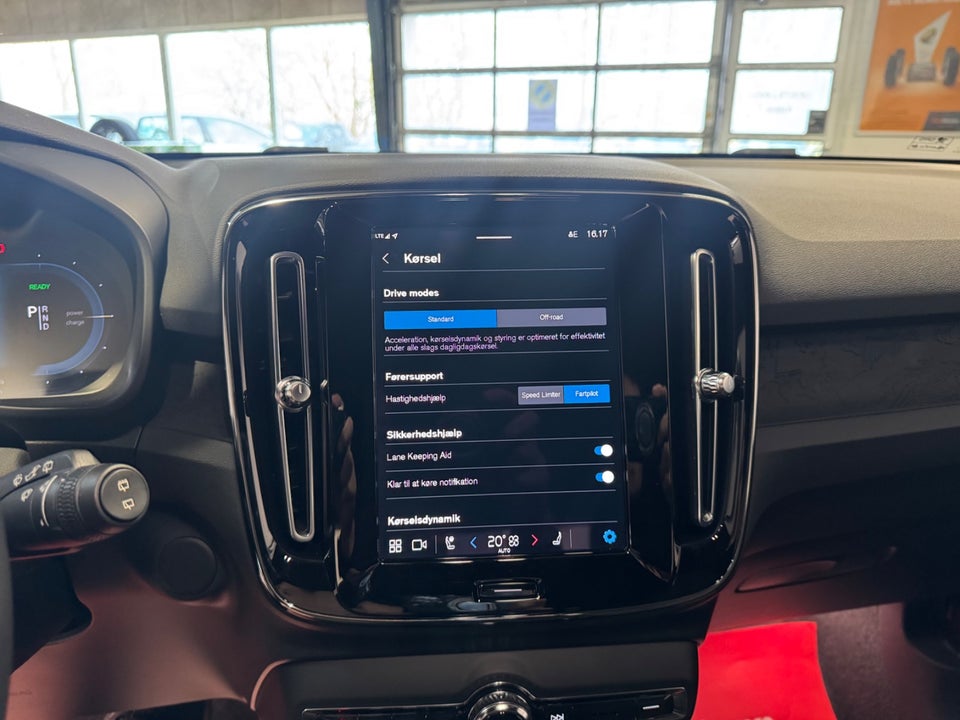 Volvo XC40 P6 ReCharge Core 5d