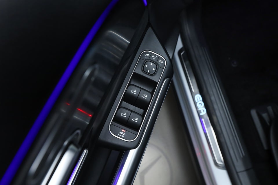 Mercedes EQA350 AMG Line Premium 4Matic 5d