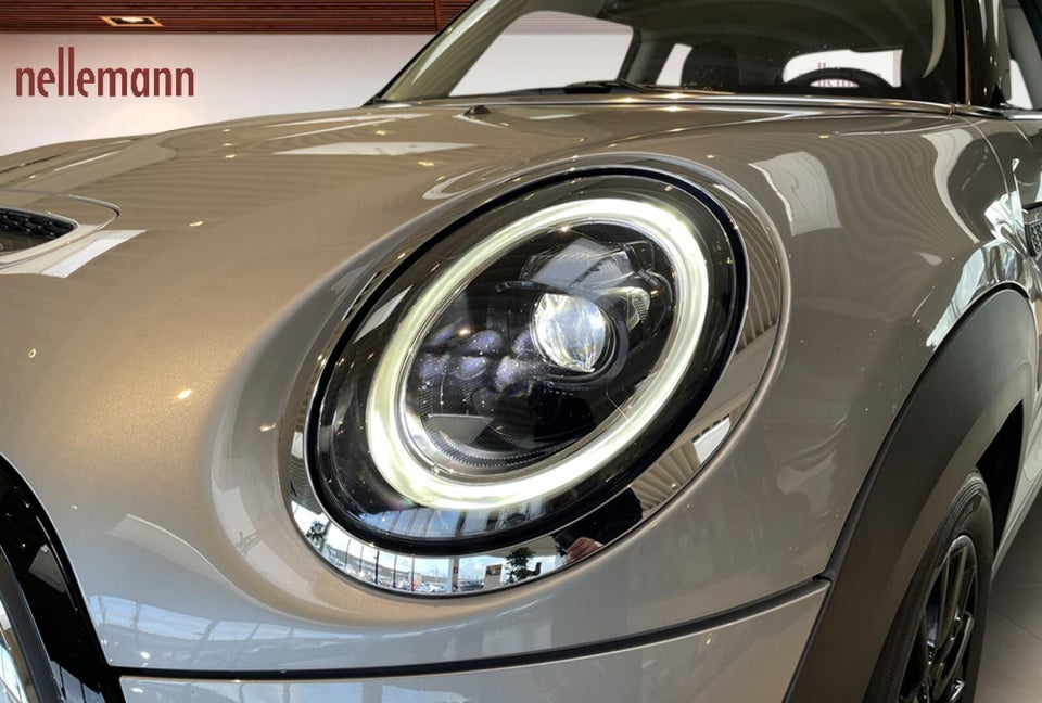 MINI Cooper SE Classic Trim 3d