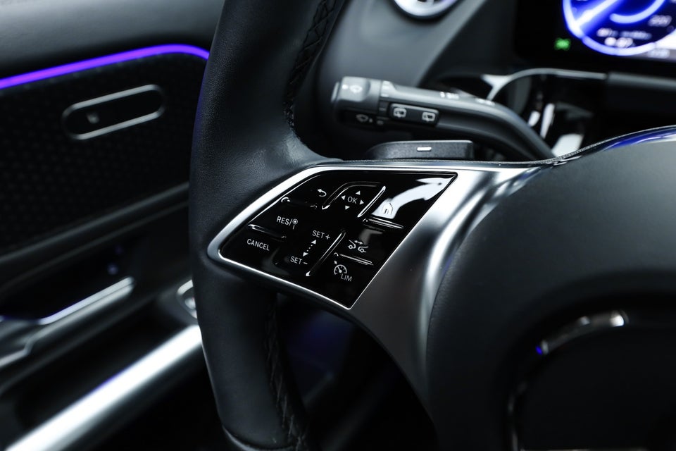 Mercedes EQA350 Progressive 4Matic 5d