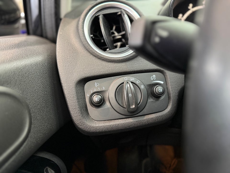 Ford Fiesta 1,0 SCTi 100 Titanium 5d