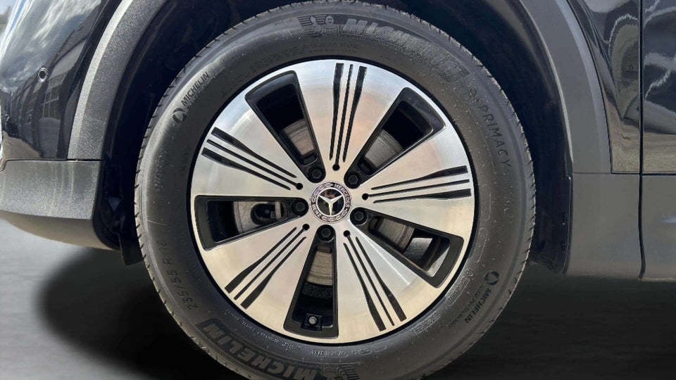 Mercedes EQB300 Progressive Advance Plus 4Matic 5d