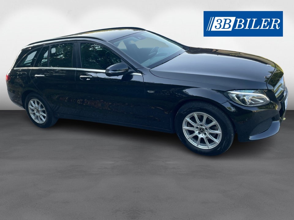 Mercedes C220 d 2,2 Progressive stc. aut. 5d