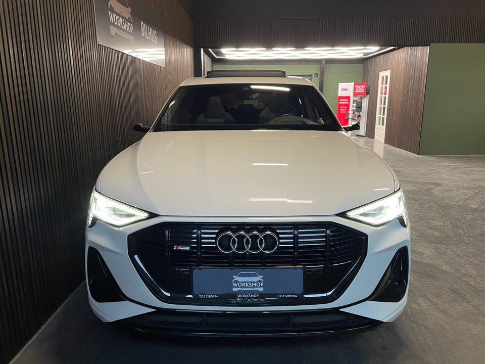 Audi e-tron 55 S-line Sportback quattro 5d