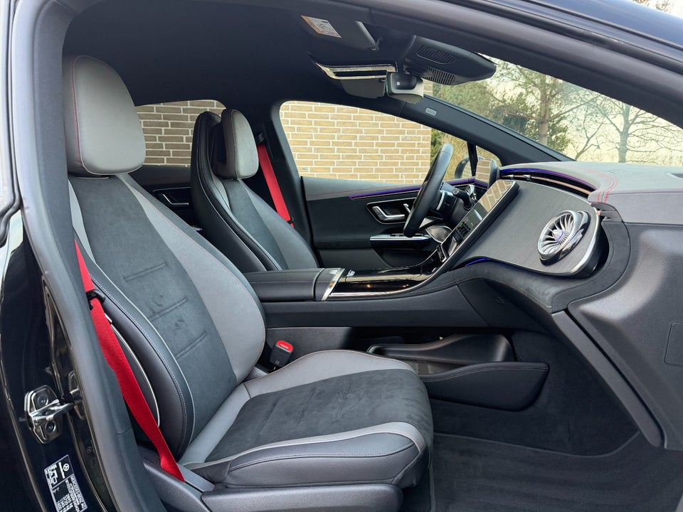 Mercedes EQE350 AMG Line Premium 4d