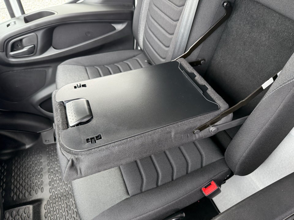 Iveco Daily 3,0 35S18 12m³ Van AG8