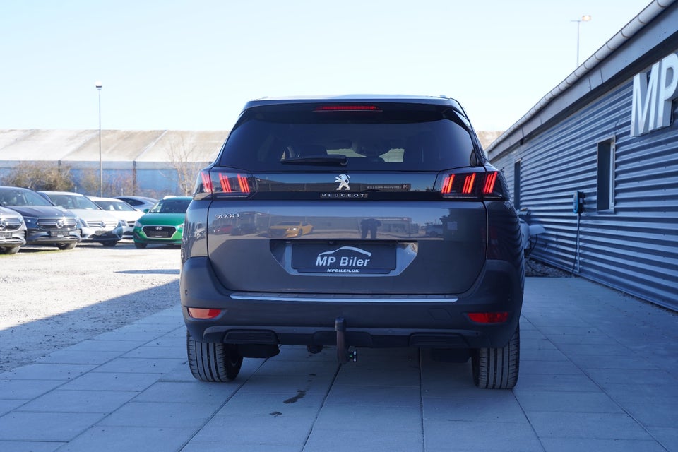 Peugeot 5008 1,5 BlueHDi 130 Allure Pack EAT8 7prs 5d