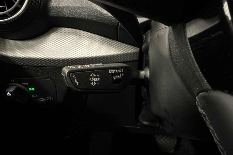 Audi Q2 35 TFSi Prestige S-tr. 5d