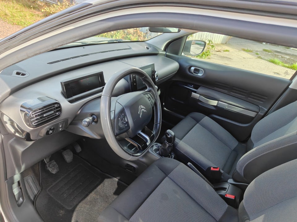 Citroën C4 Cactus 1,6 BlueHDi 100 Feel 5d