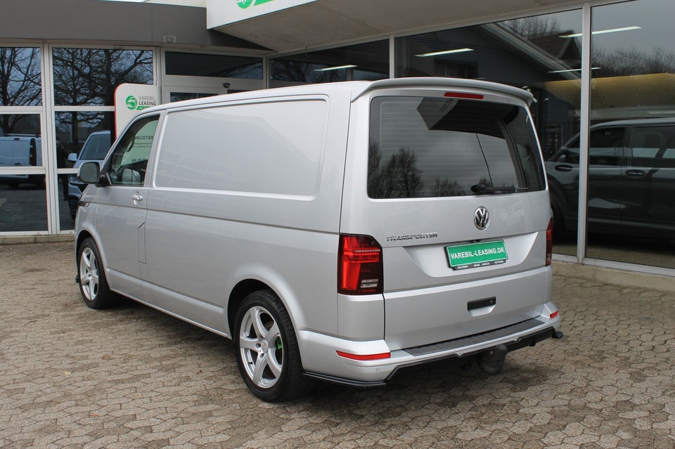 VW Transporter 2,0 TDi 150 Kassevogn DSG kort