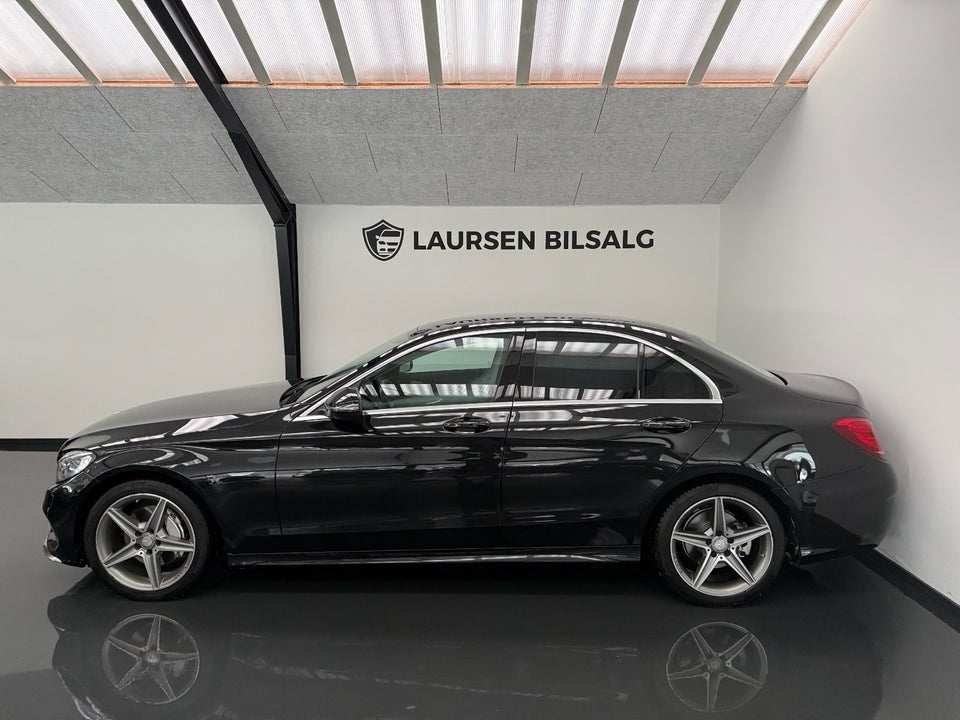 Mercedes C220 d 2,2 AMG Line 4d