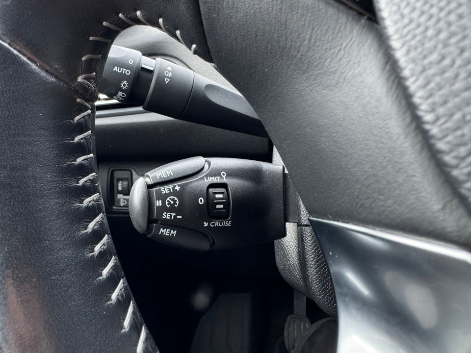 Peugeot 308 1,6 BlueHDi 120 Allure SW 5d