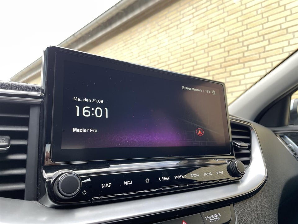 Kia Ceed 1,6 PHEV Upgrade Intro SW DCT 5d