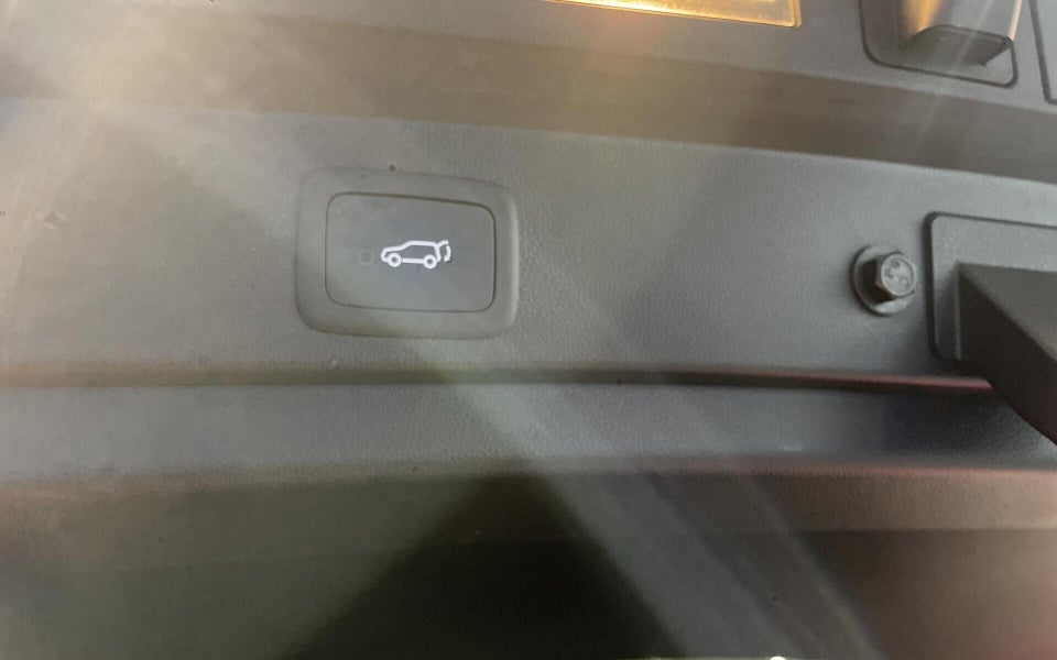 MG Marvel R Luxury 5d