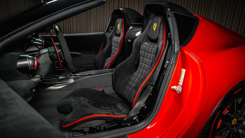 Ferrari 812 Competizione 6,5 DCT 2d