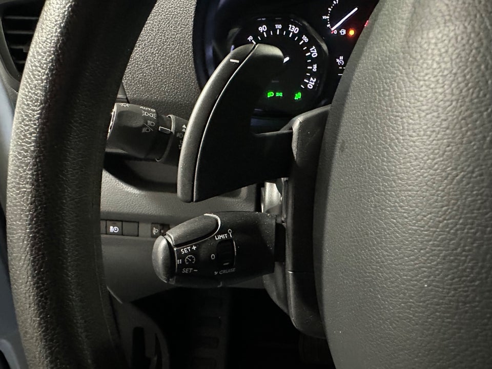 Peugeot Expert 2,0 BlueHDi 122 L2 Premium EAT8 Van