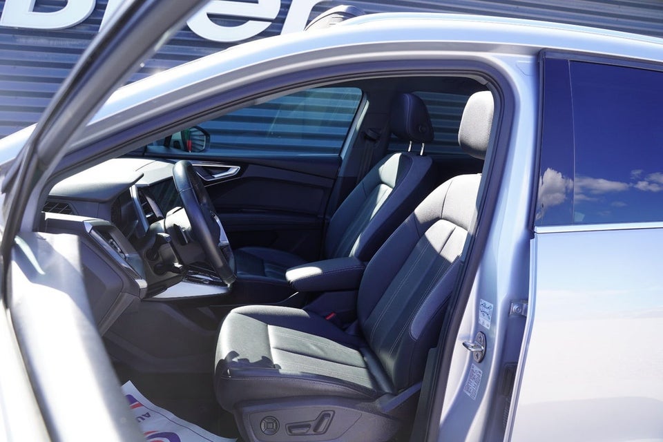 Audi Q4 e-tron 50 Attitude quattro 5d