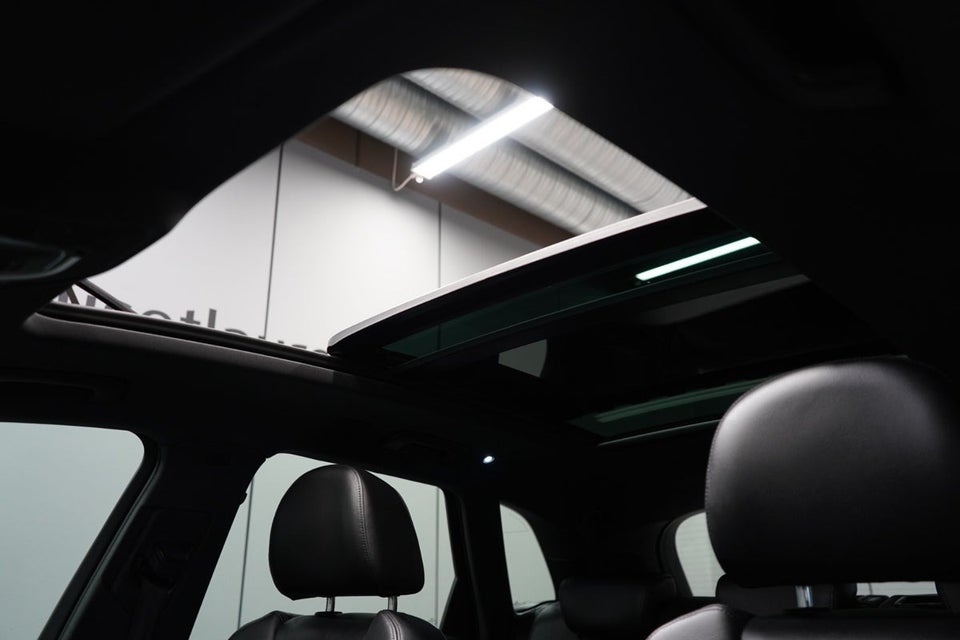 Audi Q5 55 TFSi e Sport quattro S-tr. 5d