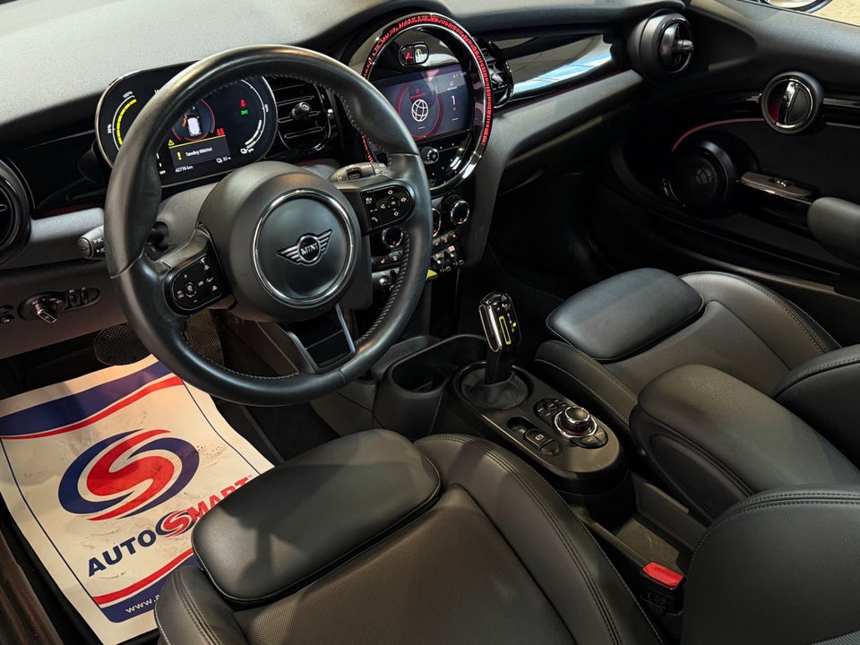 MINI Cooper SE Classic Trim 3d