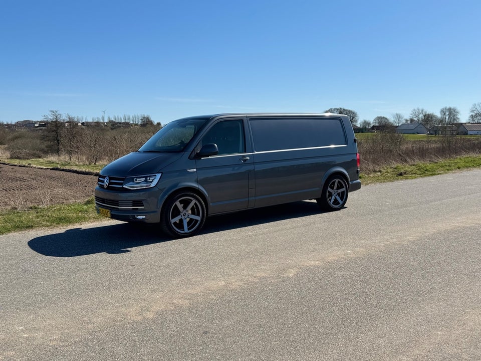 VW Transporter 2,0 TDi 150 Autotransporter DSG 2d