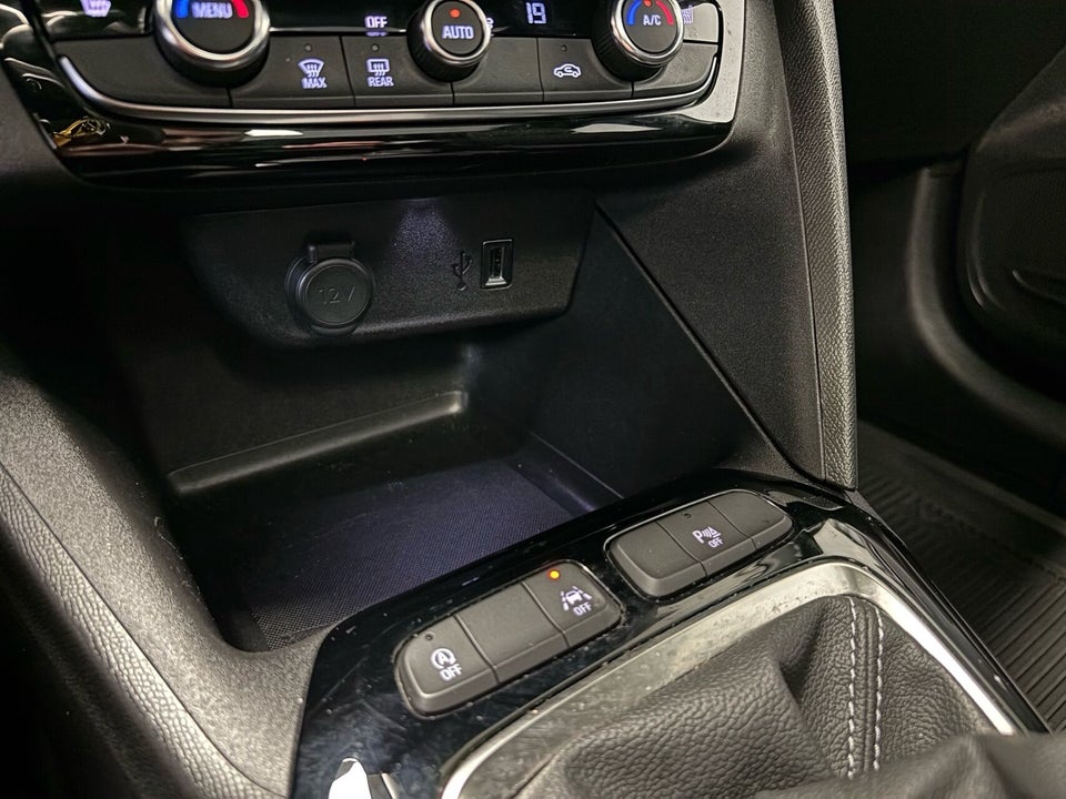 Opel Corsa 1,2 T 100 Sport 5d