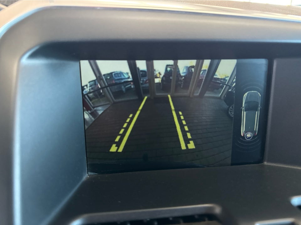 Volvo XC60 2,0 D4 181 Momentum aut. 5d