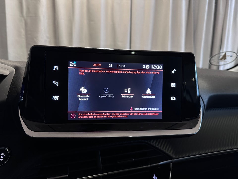 Peugeot 208 1,5 BlueHDi 100 Allure Sky 5d