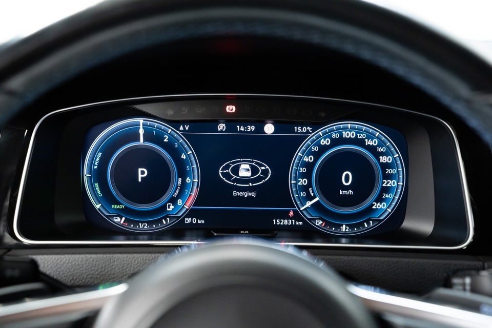 VW Golf VII 1,4 GTE DSG 5d