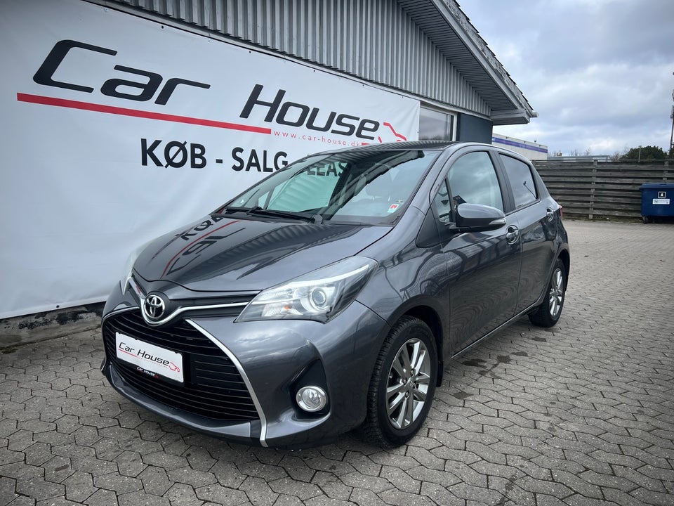 Toyota Yaris 1,3 VVT-i T2 Komfort 5d