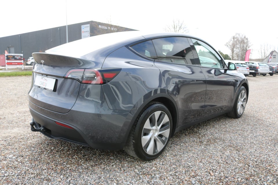 Tesla Model Y RWD 5d