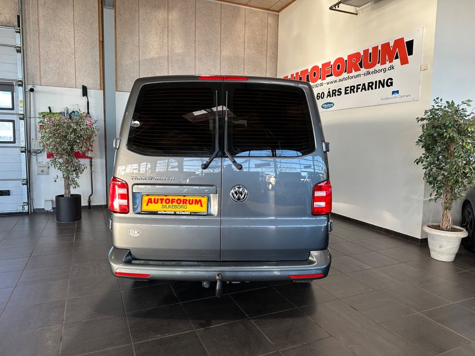 VW Transporter 2,0 TDi 150 Kassevogn DSG kort